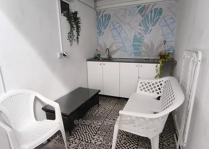 Apartment Flamingo With Terrace And Private Bath By Flamingo House