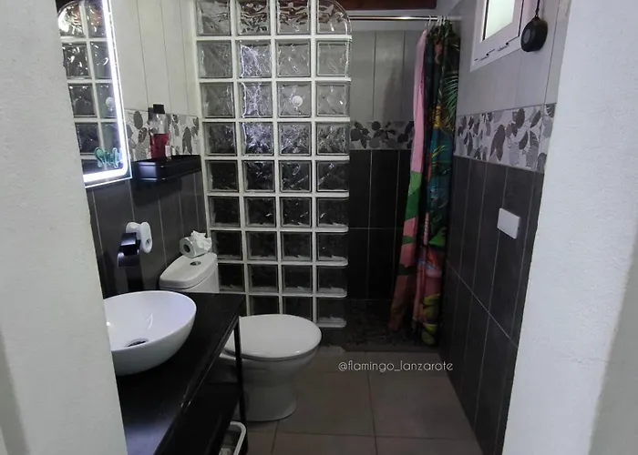 Flamingo With Terrace And Private Bath By Flamingo House